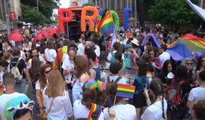 Gay Pride en Roumanie : 10 000 personnes marchent pour leurs droits à Bucarest