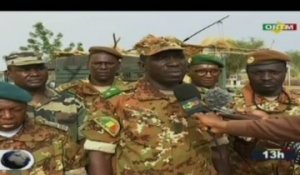 ORTM/Rencontre entre le Chef d’ Etat major général des armées Abdoulaye COULIBALY, les forces de défense et de sécurité et les autorités civiles de Mopti