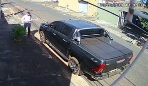 Un voleur de voiture s'en prend au mauvais conducteur