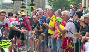 Tour de France: ambiance avant le départ de la 1re étape