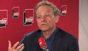 Marc Lazar, sociologue et historien, sur la difficulté du dialogue citoyen : "Dans les réseaux sociaux, on reste dans son silo, le défi c'est de reconstituer une véritable agora"