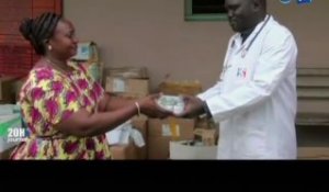 RTG/Dotation en médicaments au centre médical d’Akiéni par l’Association des Femmes Commerçantes d’Akiéni