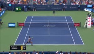 Cincinnati - Federer débute sereinement contre Londero