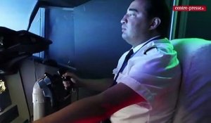 Vidéo - Poitiers : Piloter un Boeing 737 avec un simulateur