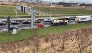 Ring d'Anvers: grave accident impliquant deux bus, un camion et une voiture