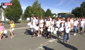Des centaines de personnes réunies pour une marche blanche dans le village de Steve