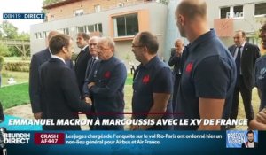 Président Magnien ! : Emmanuel Macron à Marcoussis avec le XV de France - 06/09