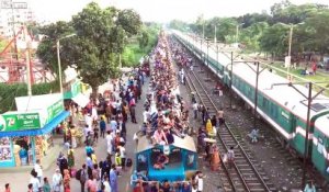 Le train le plus bondé du monde au Bangladesh !