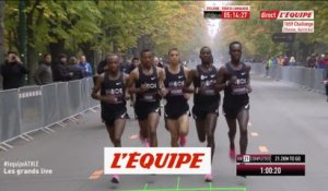 Eliud Kipchoge dans les temps à mi-parcours - Athlé - Marathon