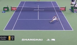 Shanghai - Medvedev domine Zverev en finale