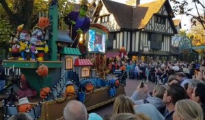 Europa-Park : dans l’ambiance de la parade d’Halloween