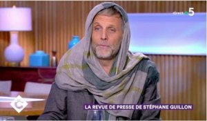 Stéphane Guillon arrive voilé : l&#39;ultime provocation à Jean-Michel Blanquer