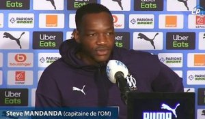 Mandanda évoque Benedetto et Payet avant le PSG