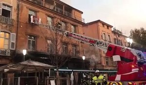 Aix en Provence:  violent incendie au restaurant le 2G, des personnes évacuées