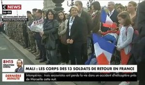 L'hommage aux militaires Français tués au Mali dans la cour des Invalides
