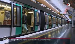Spéciale Grève - Quais des stations vides, métros et RER quasiment sans voyageurs: Les transports franciliens désertés par les usagers  - VIDEO