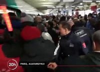 Grève: Les images de la pagaille monstre dans les transports entre cris, hurlements et bousculade