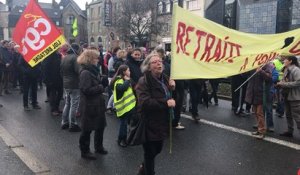 Grève du 17 décembre à Guingamp : 300 manifestants rassemblés