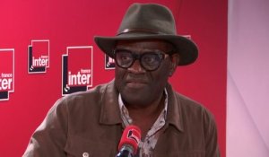 Alain Mabanckou : "Ce qu'on ne voit pas c'est que six autres pays continuent d'utiliser le #FrancCFA, alors même qu'on y retrouve les plus grandes dictatures d'Afrique Centrale, en relations étroites avec la France"