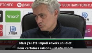 21e j. - Mourinho : ''J'ai été impoli envers un idiot''