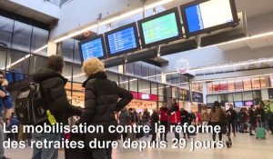 Grèves: trafic toujours perturbé en gare Montparnasse