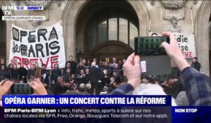 Un concert contre la réforme des retraites devant l'Opéra Garnier