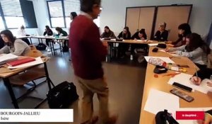 Bourgoin-Jallieu : des élèves de CAP de L’EFMA rencontrent un illustrateur