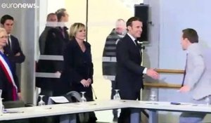 France : Macron lance la lutte contre le "séparatisme islamiste"