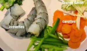 VIDÉO - La recette des crevettes au lait de coco d'Yves Camdeborde