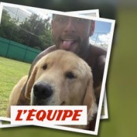 Neymar s'entretient... avec ses chiens - Foot - WTF