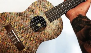 Cet homme utilise plus de 10 000 crayons de couleur pour fabriquer un ukulele
