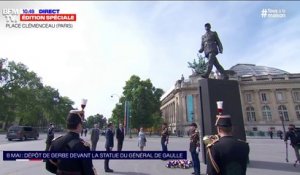 8-mai: Emmanuel Macron dépose une gerbe de fleurs devant la statue du général de Gaulle