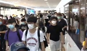 No Comment : à Hong Kong, manifestations simultanées dans des centres commerciaux