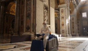 Vatican: la basilique Saint-Pierre de Rome totalement désinfectée