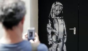 Une œuvre attribuée à Banksy, volée au Bataclan à Paris en 2019, retrouvée en Italie