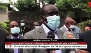 Les agents de la Compagnie Ivoirienne d’Electricité en intervention terrain ont reçu la visite du Ministre Abdourahmane Cissé et du DG de l'entreprise Ahmadou Bakayoko.
