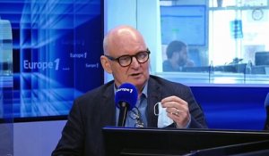 Affaire Matzneff : après des appels à suspension d'élus écologistes, Christophe Girard se défend