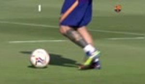Barcelone - Premier entraînement de Messi sous l'ère Koeman