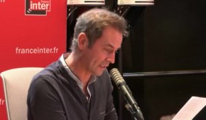 Prenons soin de vos seins tous ensemble - Tanguy Pastureau maltraite l'info