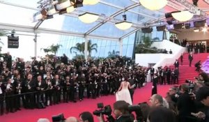 TPMP - Kelly Vedovelli : cette proposition indécente reçue au Festival de Cannes