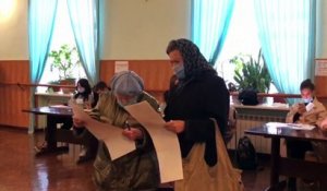 Élections locales en Ukraine : le premier test pour le président Volodymyr Zelensky