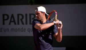 Roland-Garros 2021 - Le roi Rafael Nadal a tapé la balle dans son jardin !