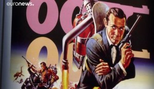 Les souvenirs de l'univers de James Bond en vente aux enchères en ligne