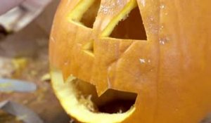D'où vient la tradition de découper des citrouilles pour Halloween ?