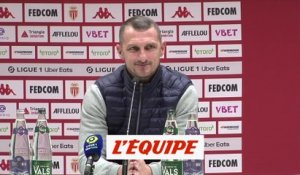 Arpinon : «Le carton rouge nous fait mal à la tête» - Foot - L1 - Nîmes