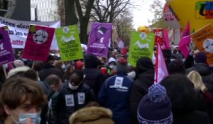 Sécurité globale: nouvelle mobilisation à Paris, les manifestants se dirigent vers la place de la République