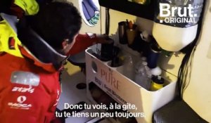 Vendée Globe : À bord du bateau de Romain Attanasio pour la fin de sa course