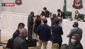 Brésil : une députée victime d'attouchements en pleine assemblée