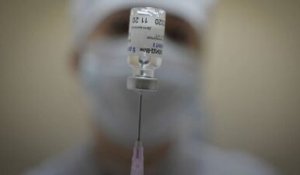 L'EMA qualifie le vaccin Spoutnik V de "roulette russe", la Russie exige des excuses