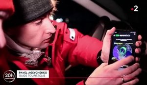 Russie : une nuit avec des chasseurs d'aurores boréales